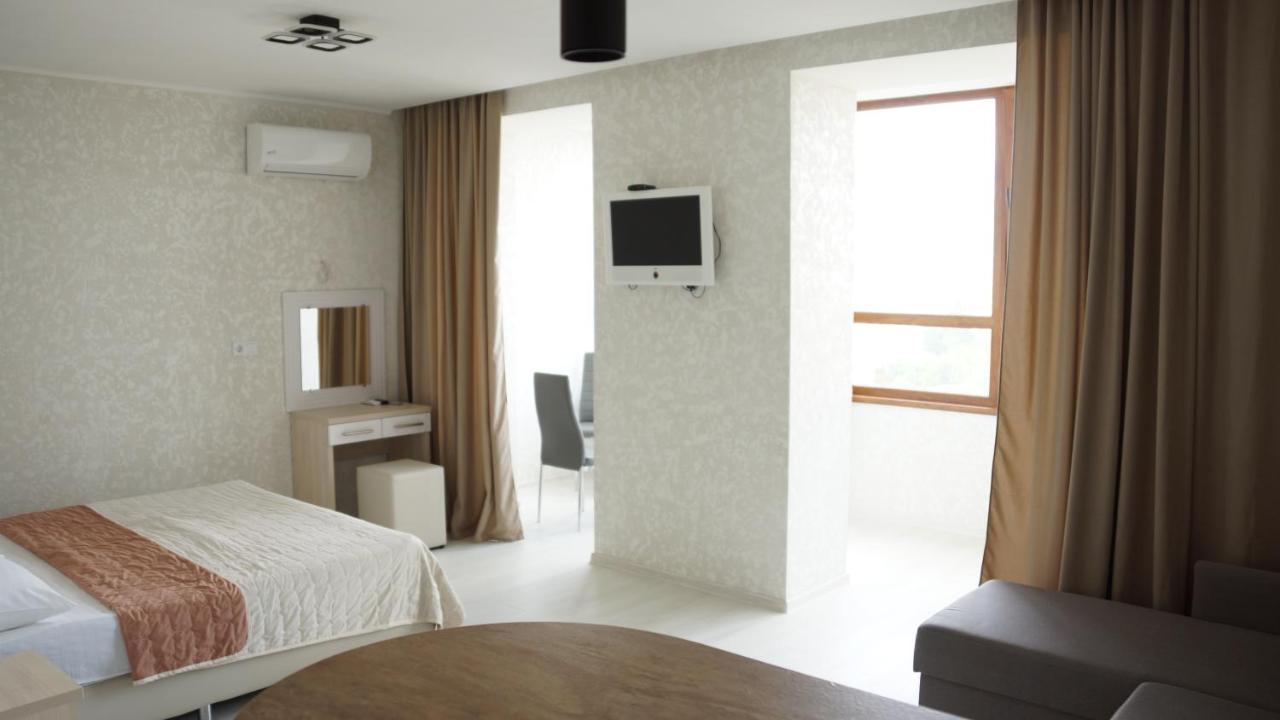 Apart-Hotel Sky Juzsne Kültér fotó